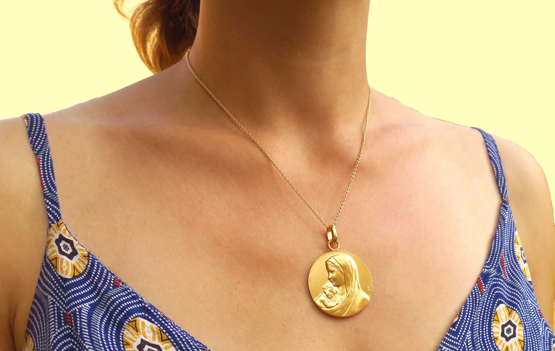 Médaille de grande taille portée en pendentif