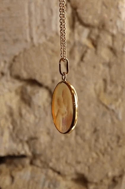 Medaille de bapteme en nacre