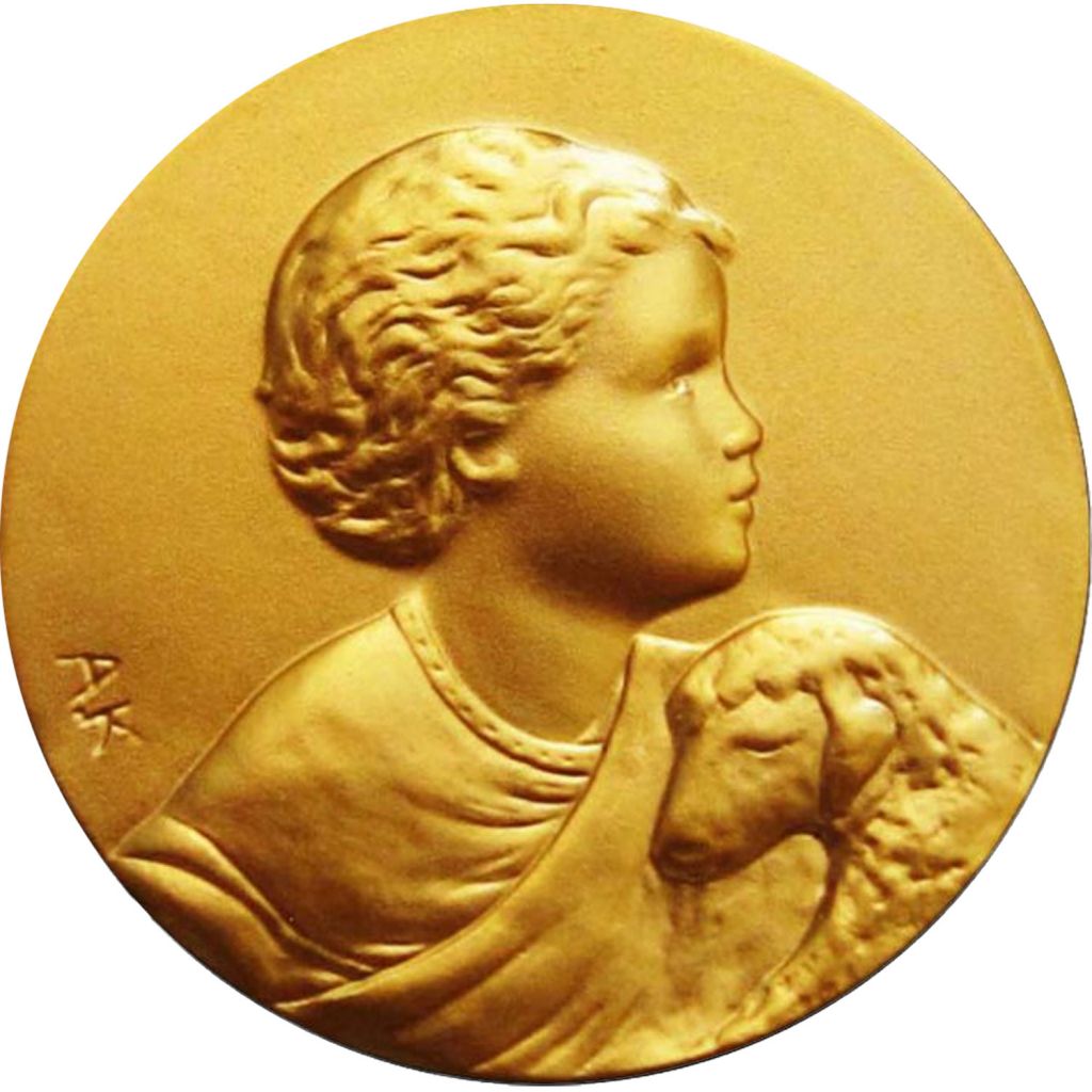médaille de berceau le petit pasteur en or