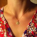 Miniature médaille de baptême notre dame de toute tendresse en or 12 mm