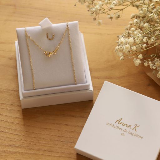 chaîne maille forçat ronde légère en or 9 carats