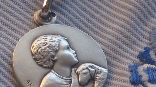 Médaille Petit Pasteur En Argent. Un Cadeau Original.