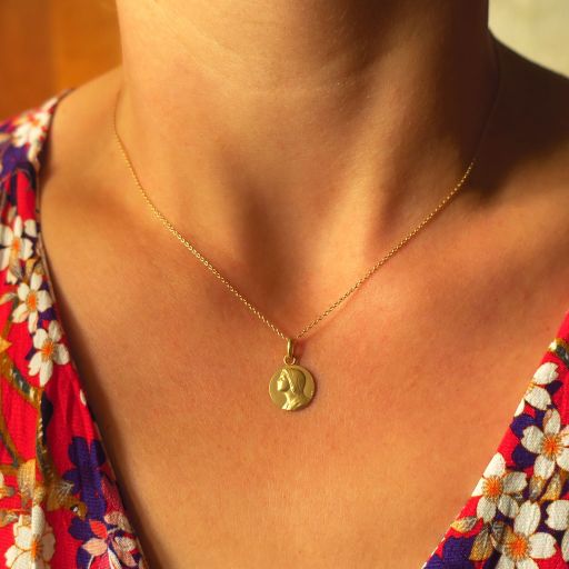 médaille de baptême vierge de l'espérance en or 12 mm